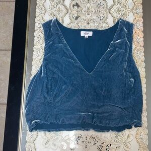 Aritzia Wilfred blue velvet sleeveless blouse
